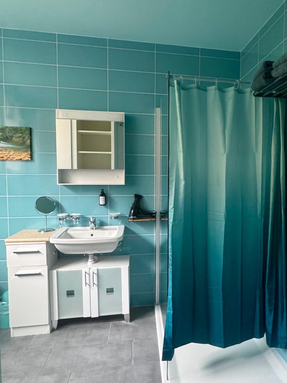 Auberge Pour Tous Inn in Canton of Vaud