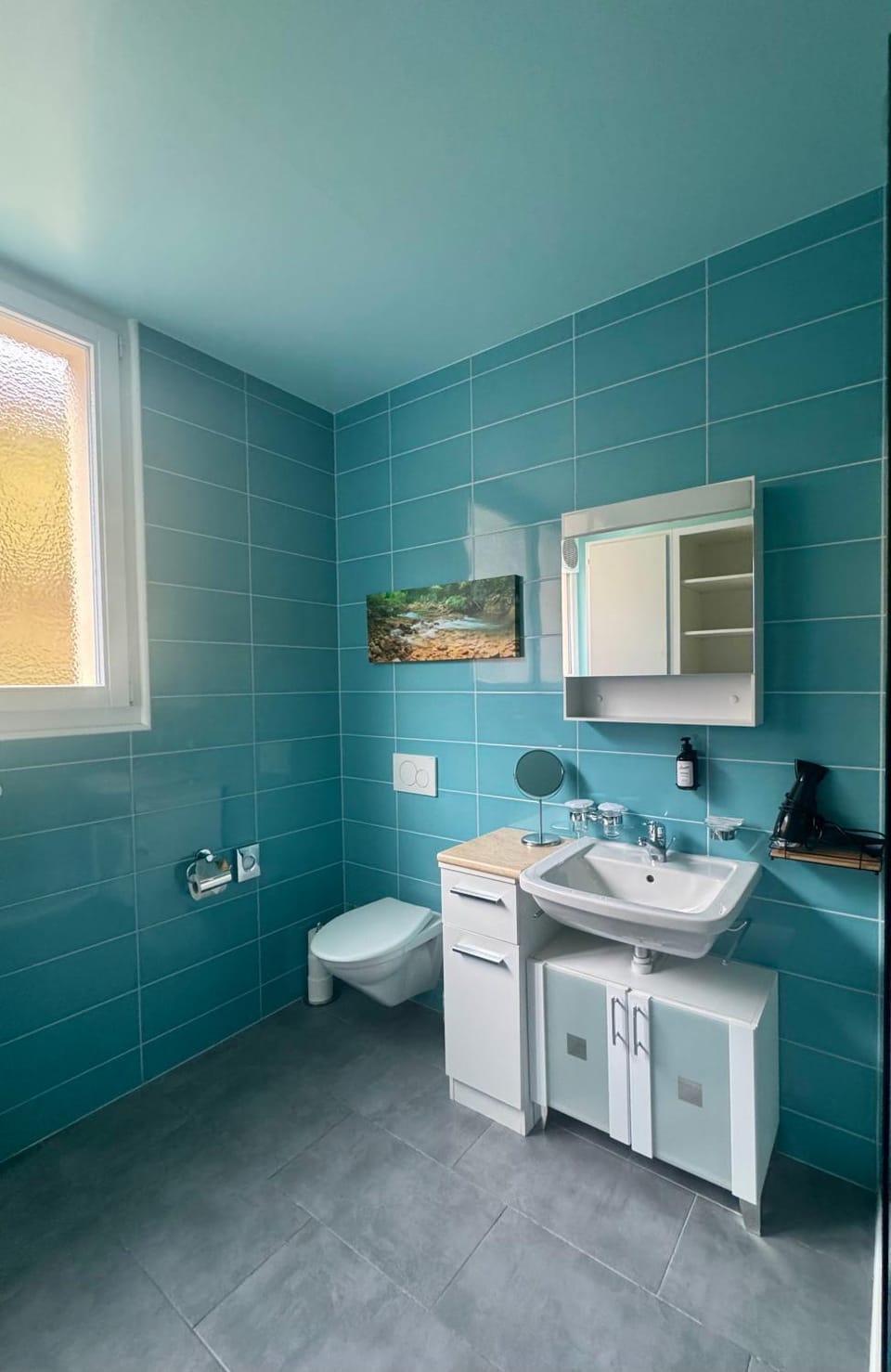 Auberge Pour Tous Inn in Canton of Vaud