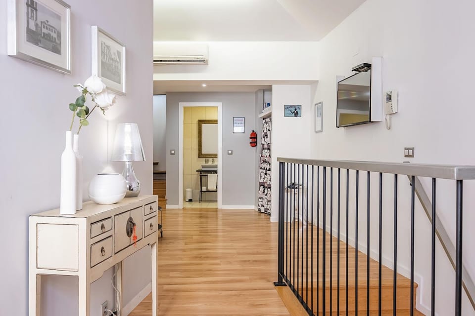 Living room, air conditioner