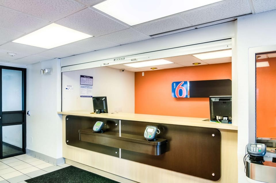 Lobby or reception, On site