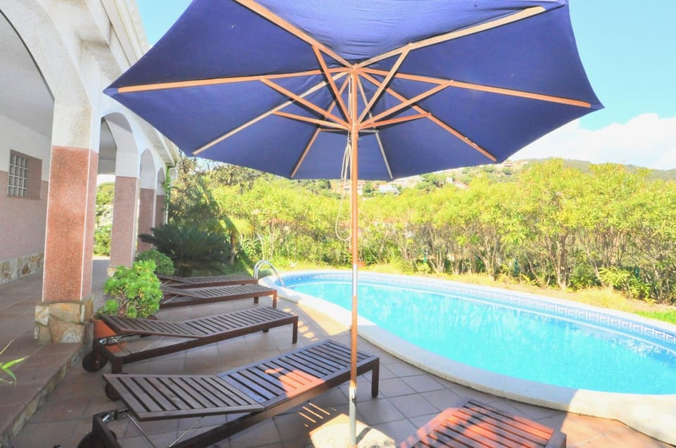 Patio, Swimming pool