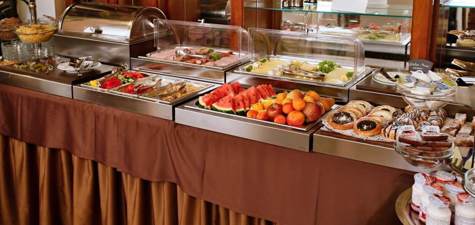 Buffet breakfast