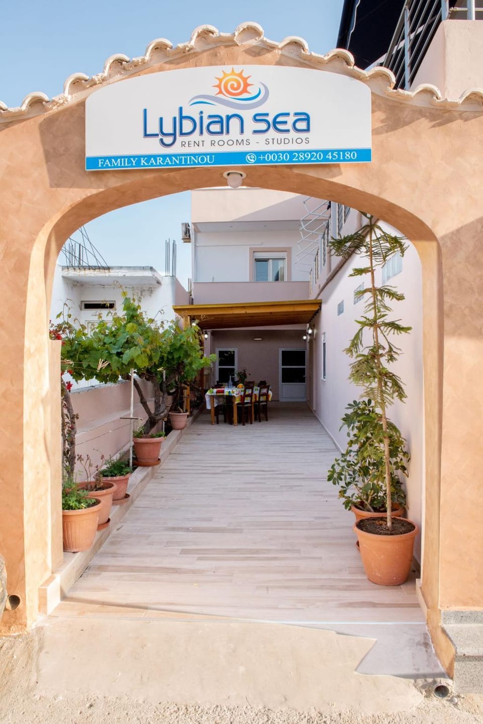 Lybian Sea Apartment in Crete