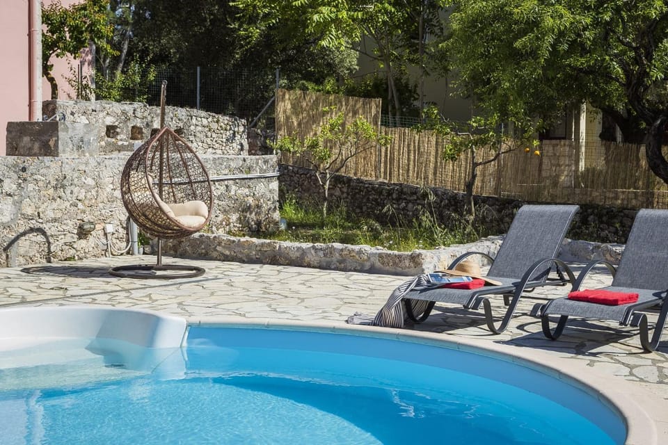Garden, Balcony/Terrace, Swimming pool