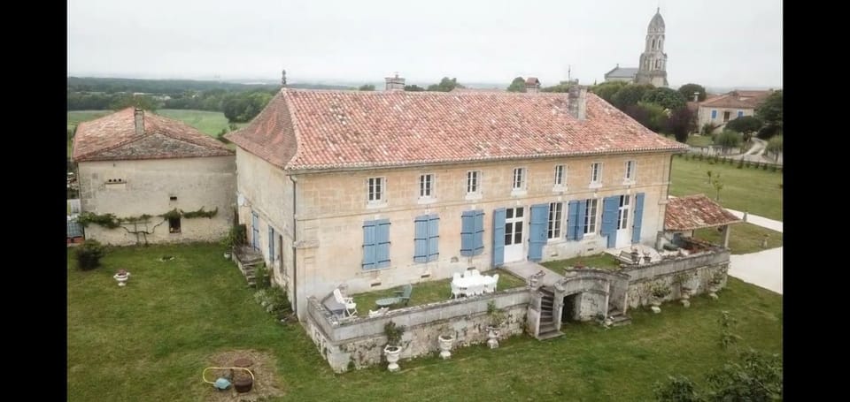LE MOULIN A VENT Bed and Breakfast in Nouvelle-Aquitaine