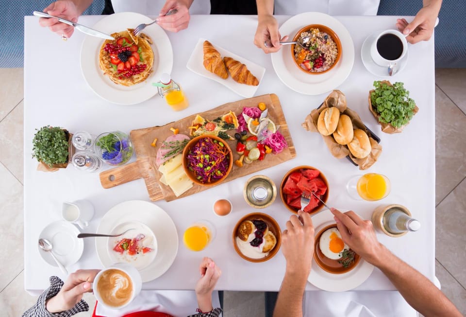 Food and drinks, Breakfast, Buffet breakfast, group of guests
