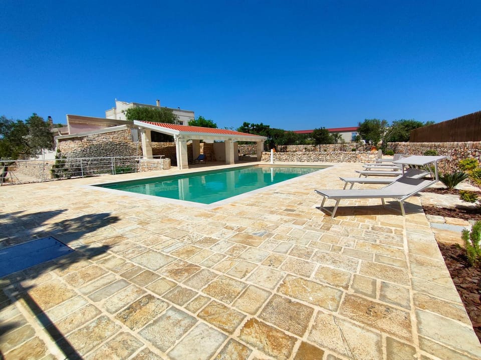 Natural landscape, Swimming pool, sunbed