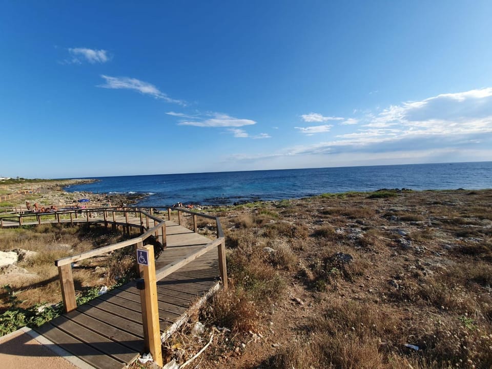 Casa FRONTEMARE Posto Rosso House in Apulia