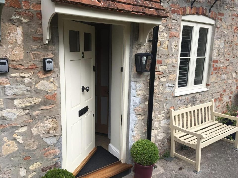 St Etheldreda's Cottage, Wells, Somerset House in Mendip District