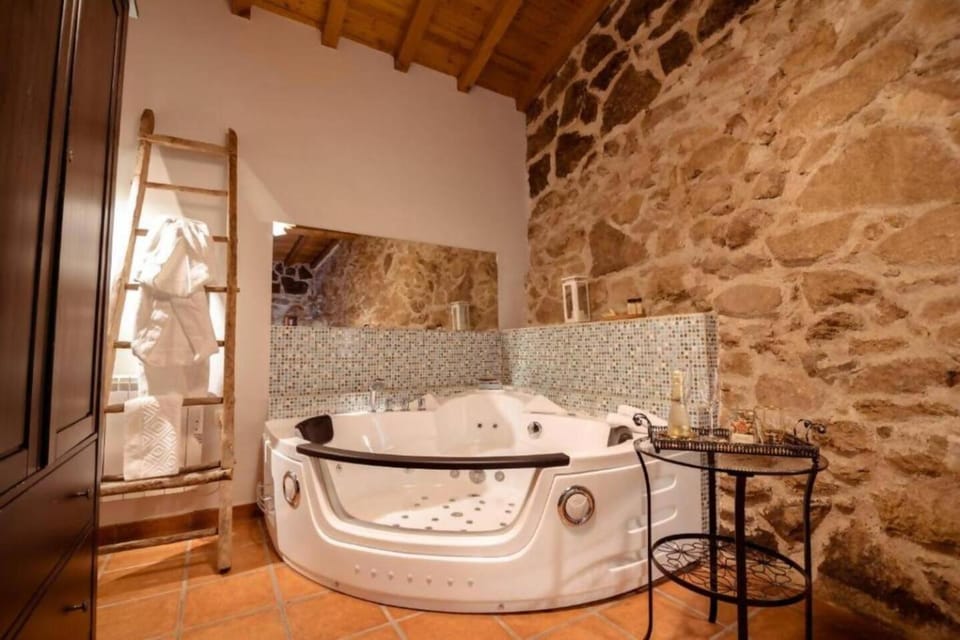 El Pajar de Tío Mariano House in Castile and León