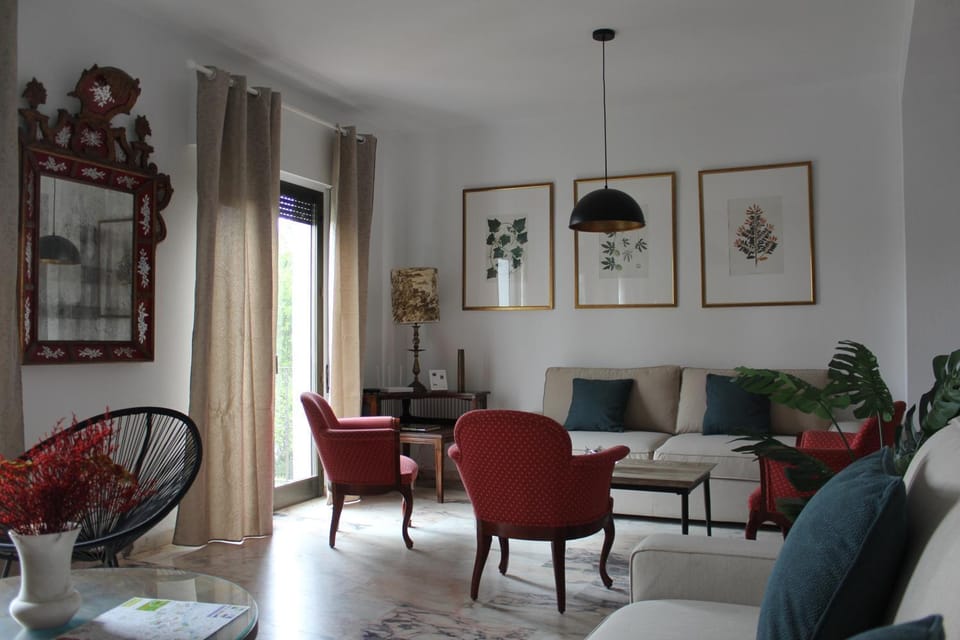 Living room, Lounge or bar