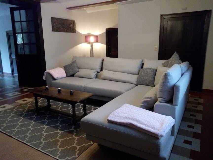 Le Relais du Malpas House in Wallonia, Belgium