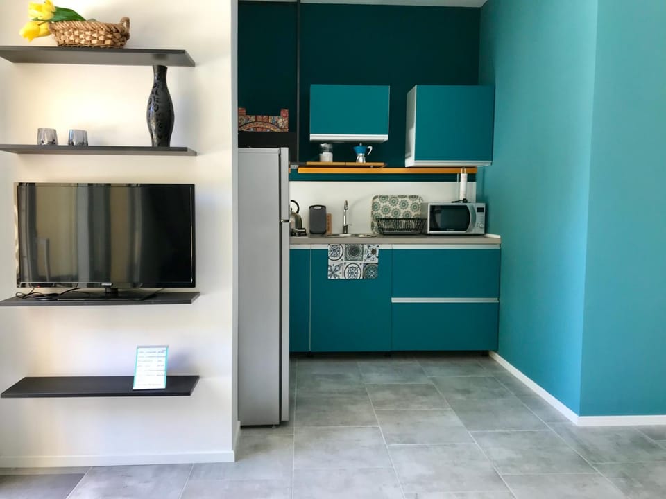 Communal lounge/ TV room, Communal kitchen