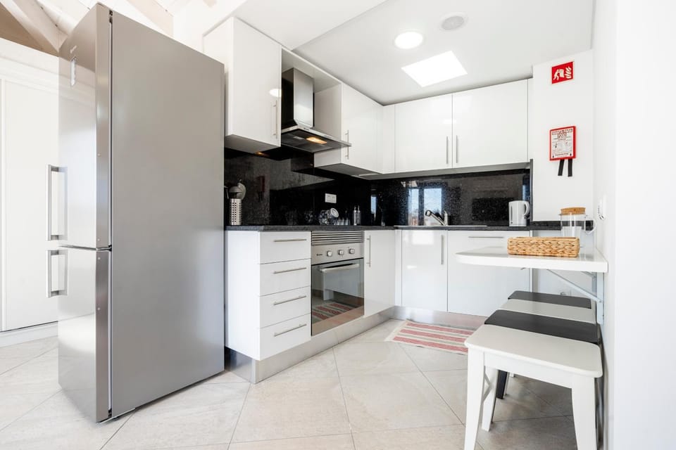 Dining area, Communal kitchen