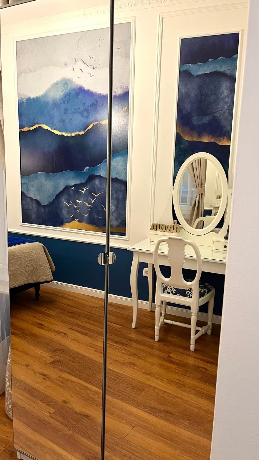 Bedroom, wardrobe