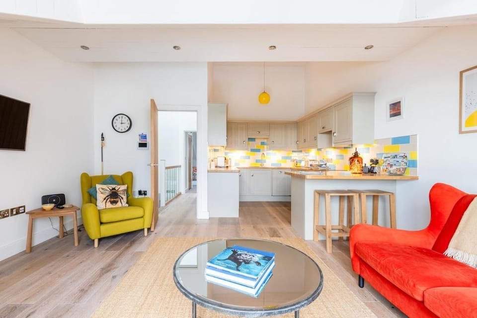 Penthouse at 52 Fore Street Apartment in Ilfracombe