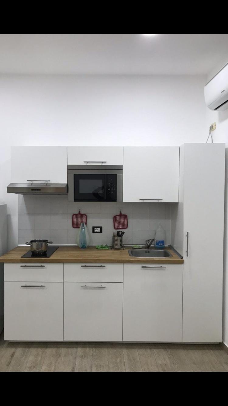 Kitchen or kitchenette, minibar, pet friendly, stove