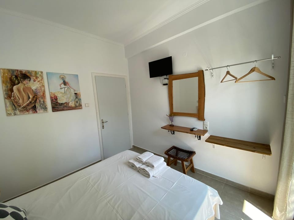 Delikos House Apartment in Limenaria
