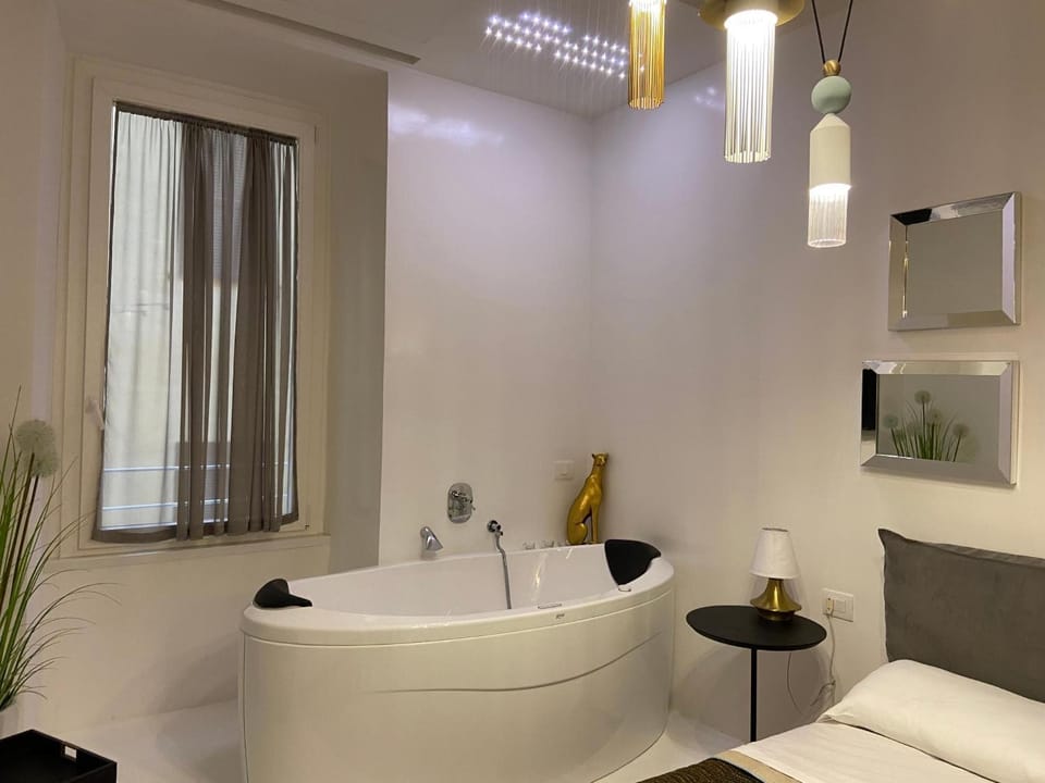 Bathroom, Living room