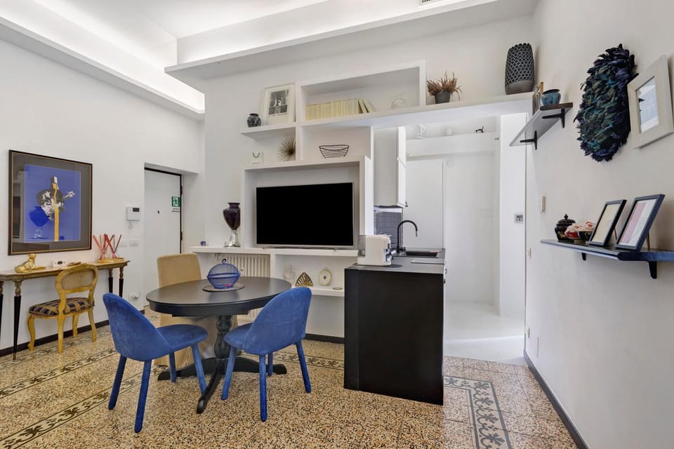 Property building, Living room