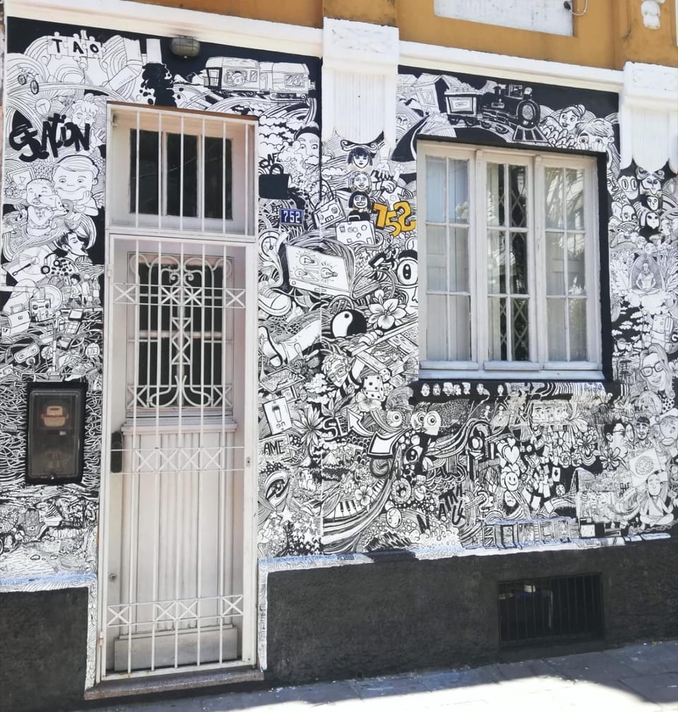 Property building, Facade/entrance, Day