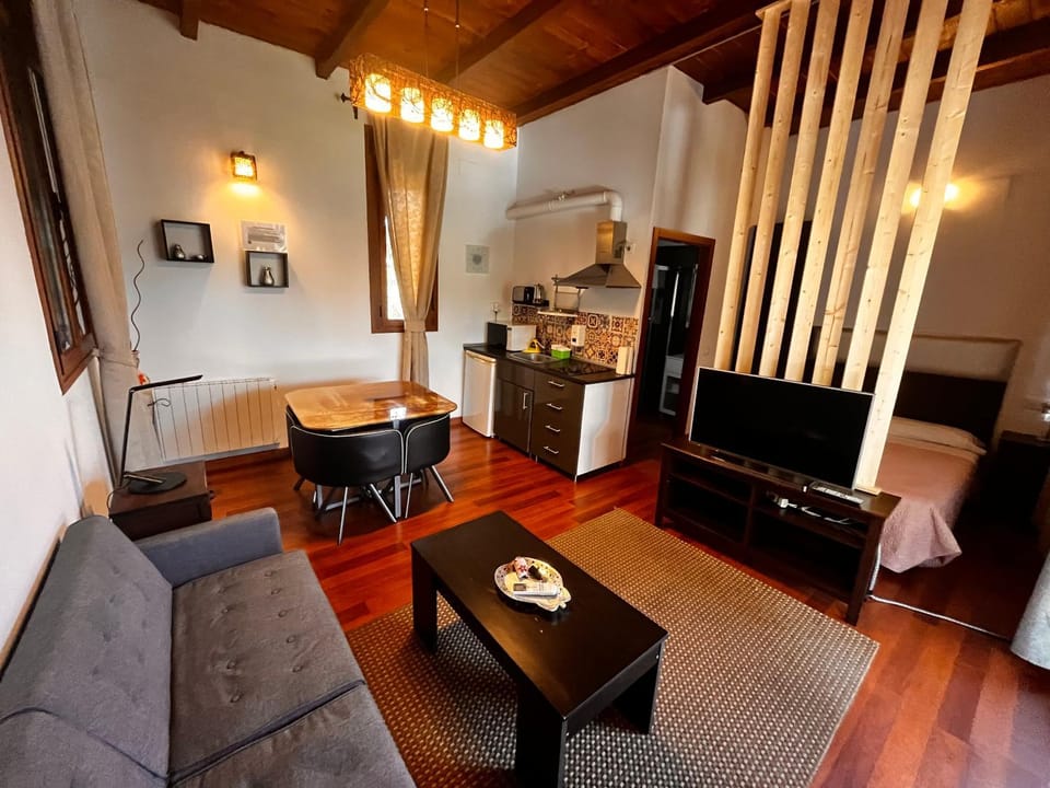 Cabaña El Valle Nature lodge in Extremadura, Spain