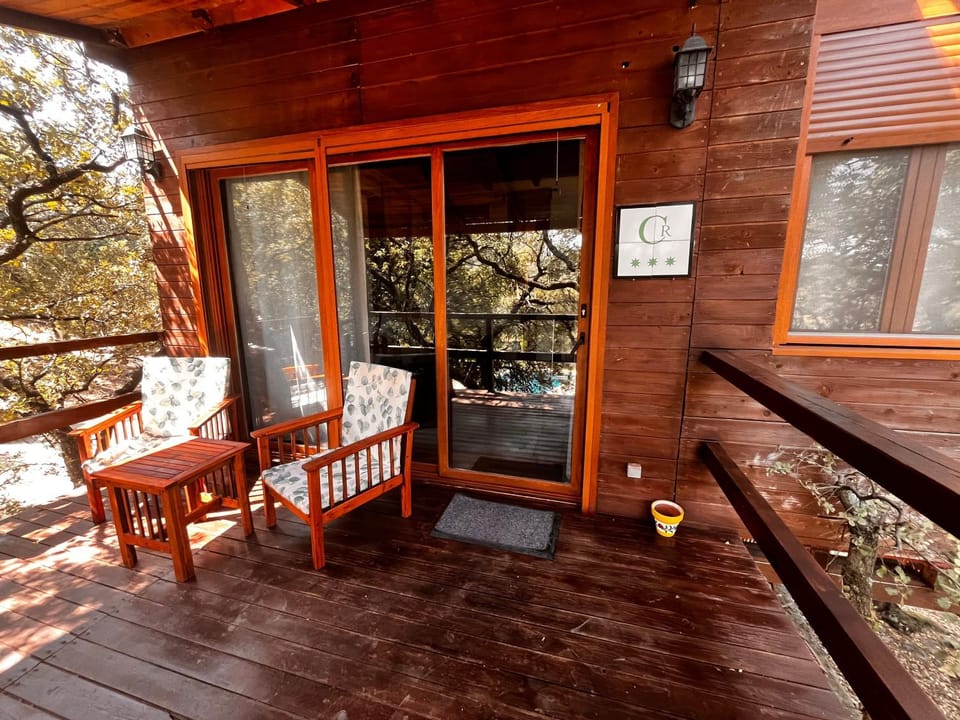Cabaña El Valle Nature lodge in Extremadura, Spain