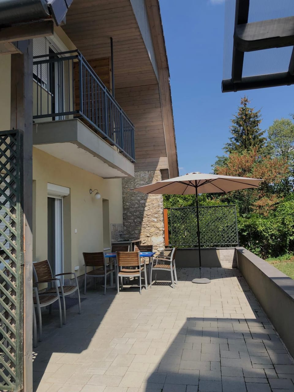 Juno Apartman Vendégház Bed and Breakfast in Hungary