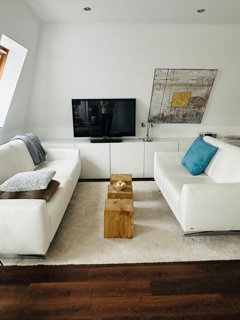 Communal lounge/ TV room