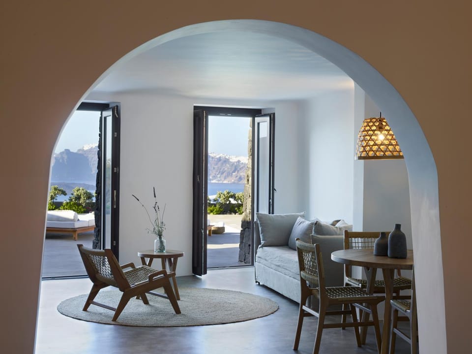 Balcony/Terrace, Seating area, Dining area, Garden view, Mountain view, Pool view, Sea view, Swimming pool