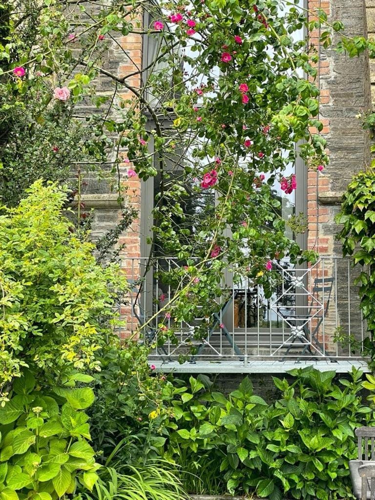 Peregrine hall House in England