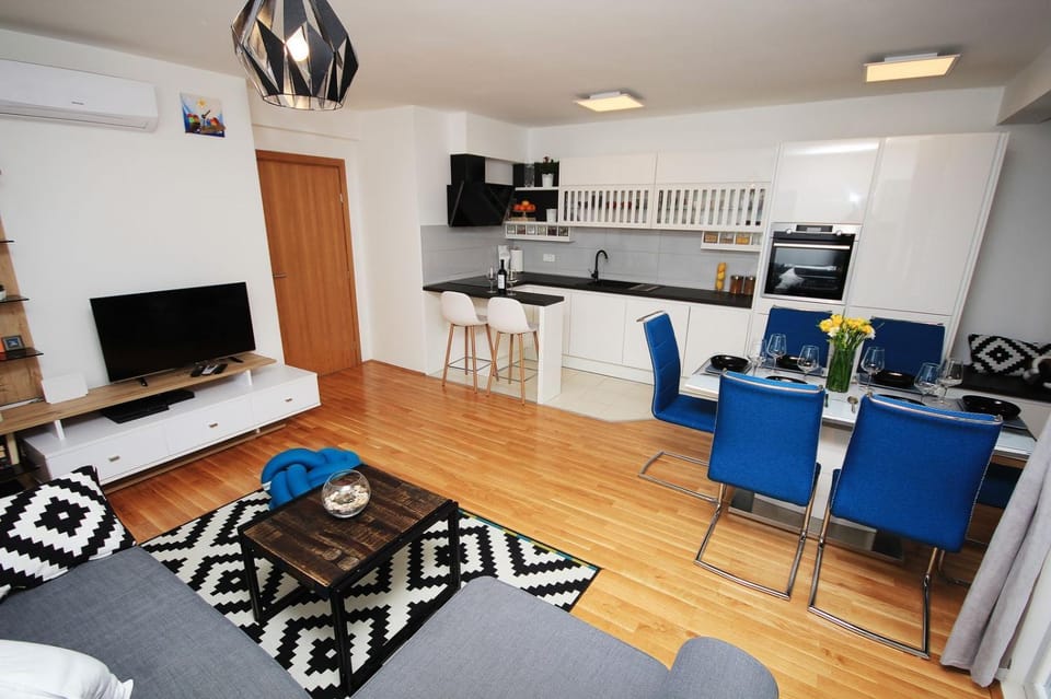 Apartman Ela Apartment in Makarska