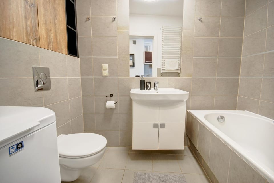Toilet, Bathroom