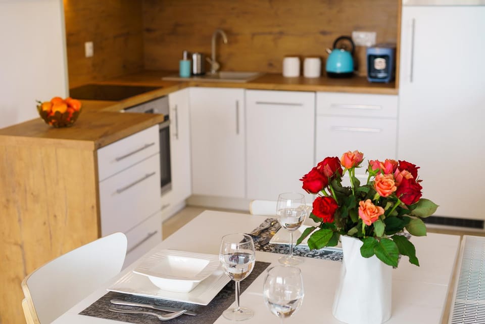 Kitchen or kitchenette, Decorative detail