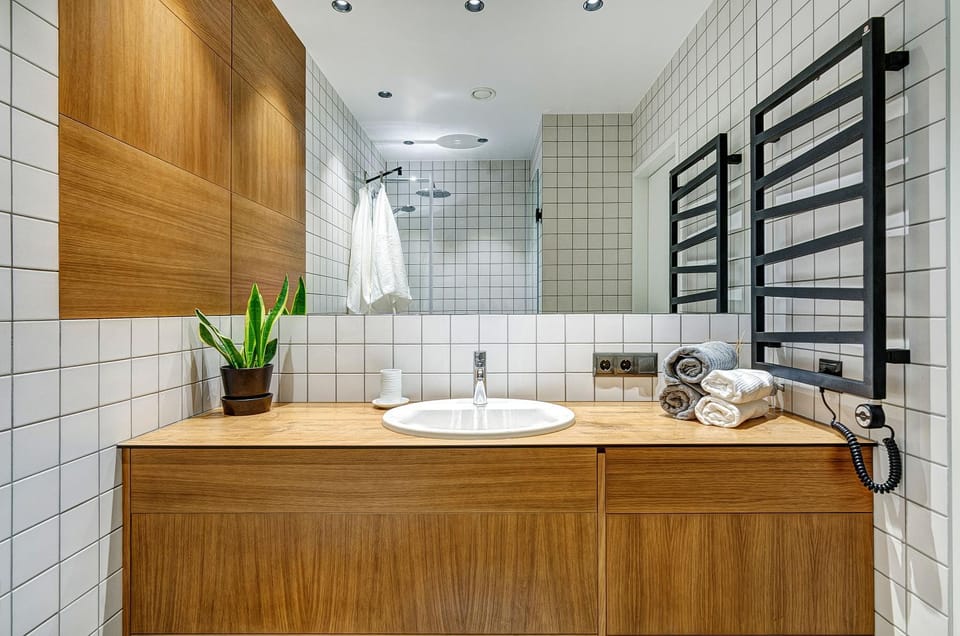 Shower, Bathroom, towels