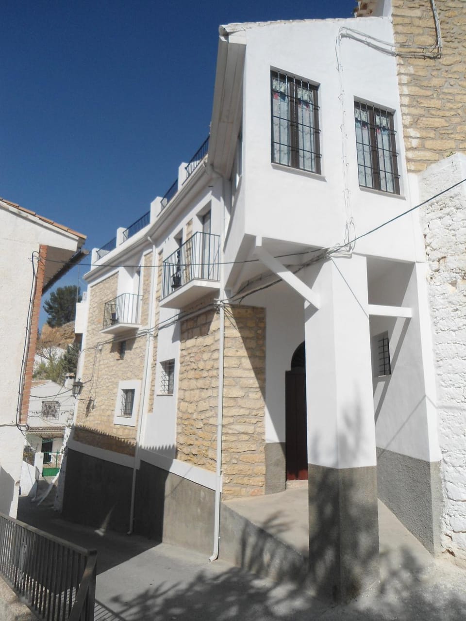 Property building, Street view