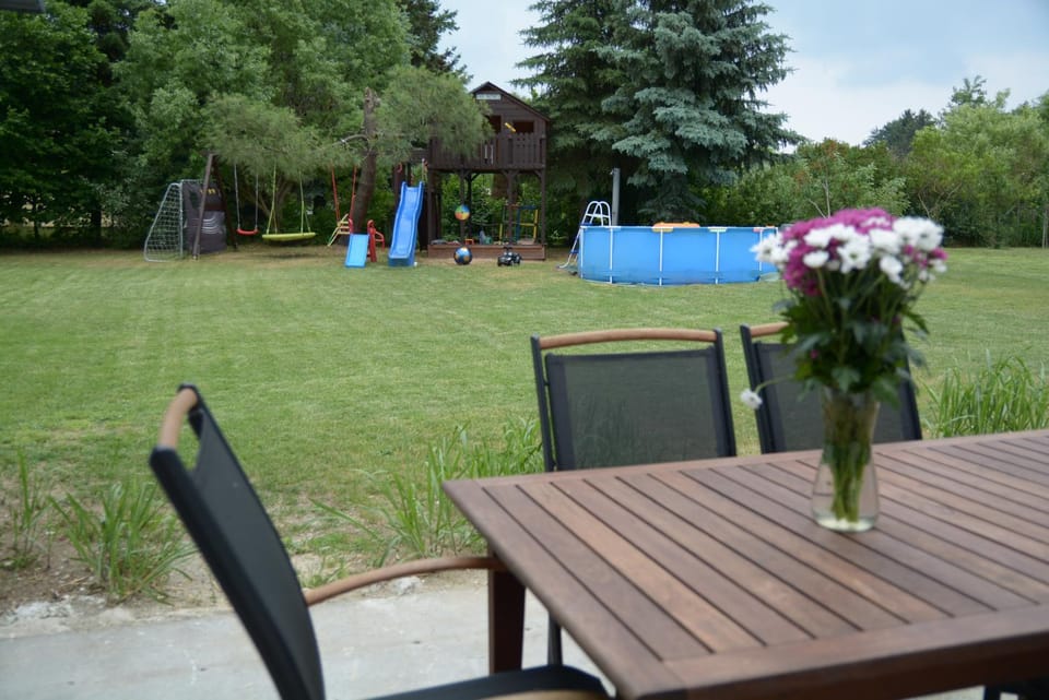 Garden, Garden view