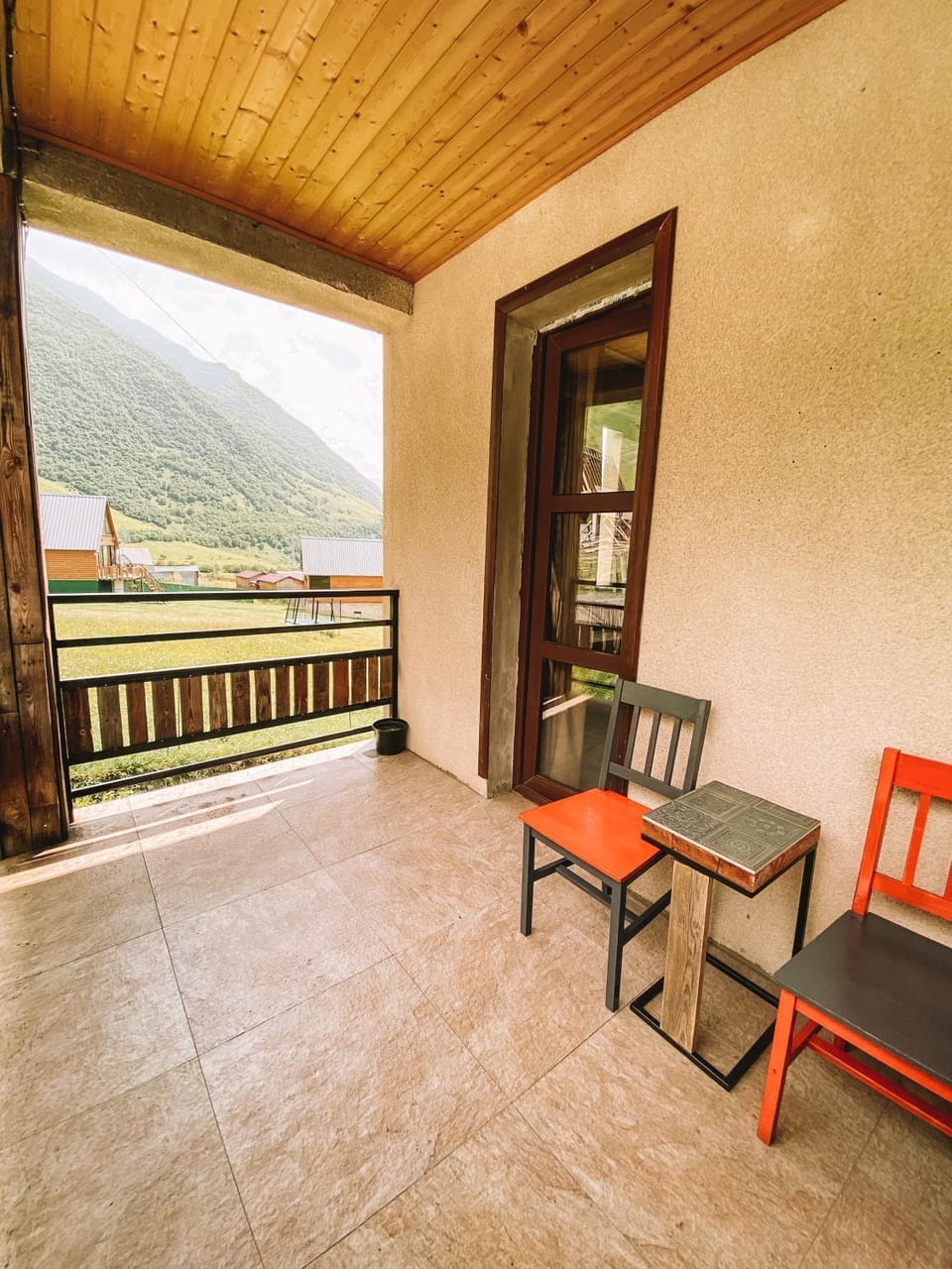 View (from property/room), Balcony/Terrace, Mountain view
