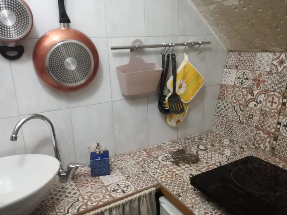 Kitchen or kitchenette, Other