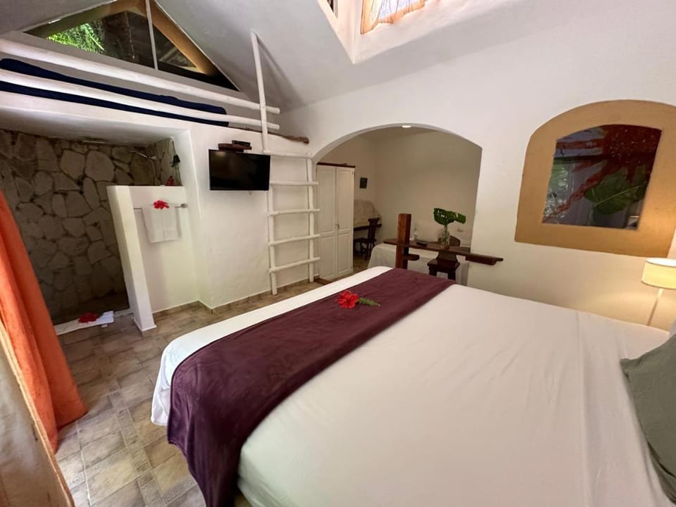 Bed, Photo of the whole room