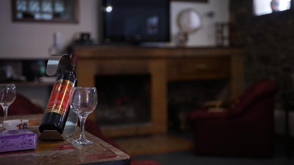Decorative detail, Alcoholic drinks