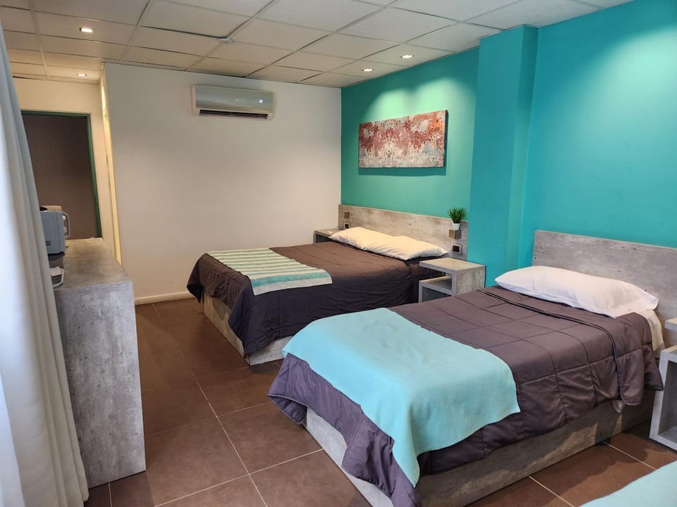 Bed, Photo of the whole room, Bedroom, air conditioner