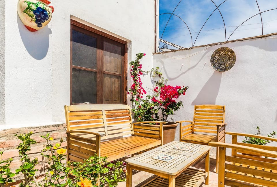 Patio, Dining area, Pool view