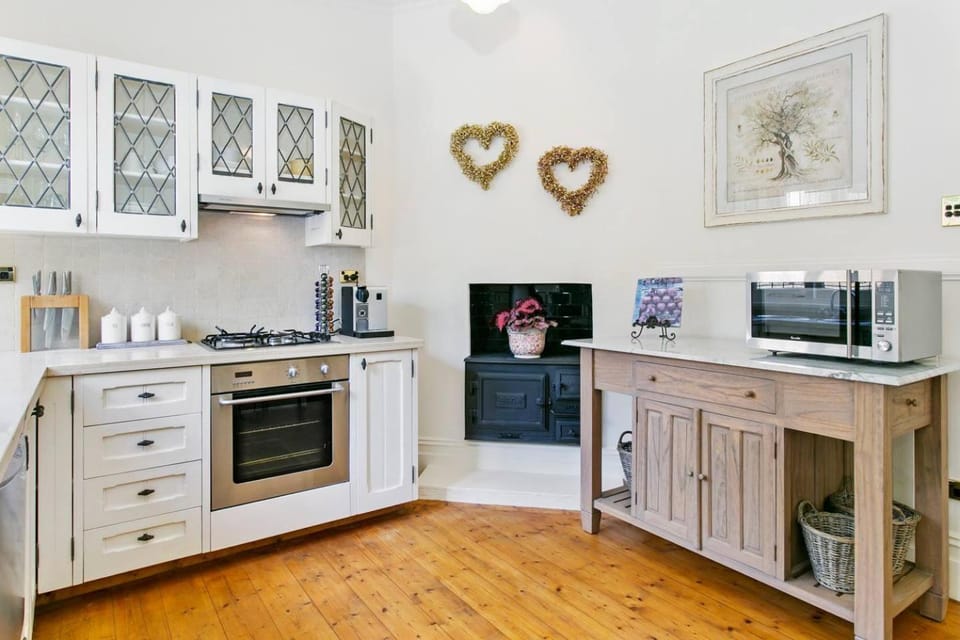Gowan Brae Cottage - NEW! House in Katoomba