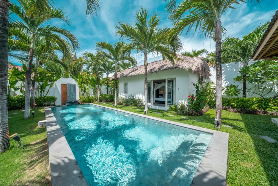 Villa Palm Tree - Huge 4bd Villa CENTER SEMINYAK Villa in Kuta