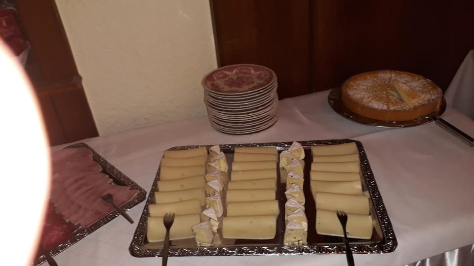 Buffet breakfast