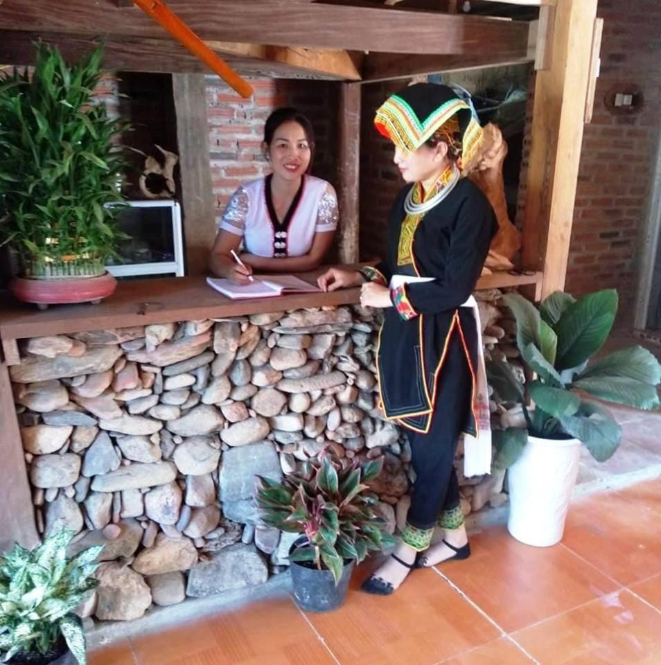 Communal lounge/ TV room, Lobby or reception
