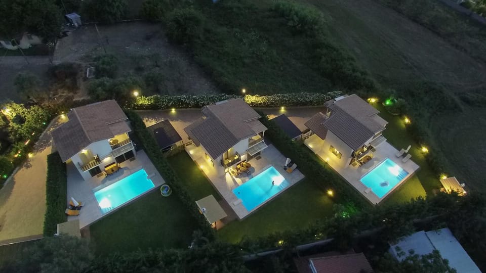 Night, Bird's eye view
