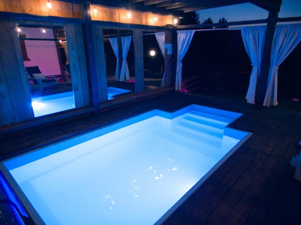 Agroturystyka - AGRODOMEK -Basen, Jacuzzi, Sauna Farm Stay in Poland