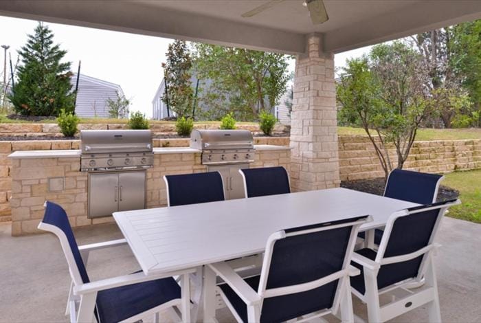 Patio, BBQ facilities
